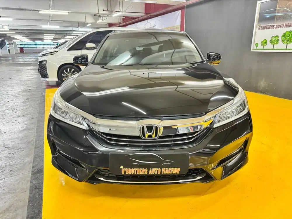 TERMURAH HONDA ACCORD VTIL AT MATIC HITAM (DP RENDAH)