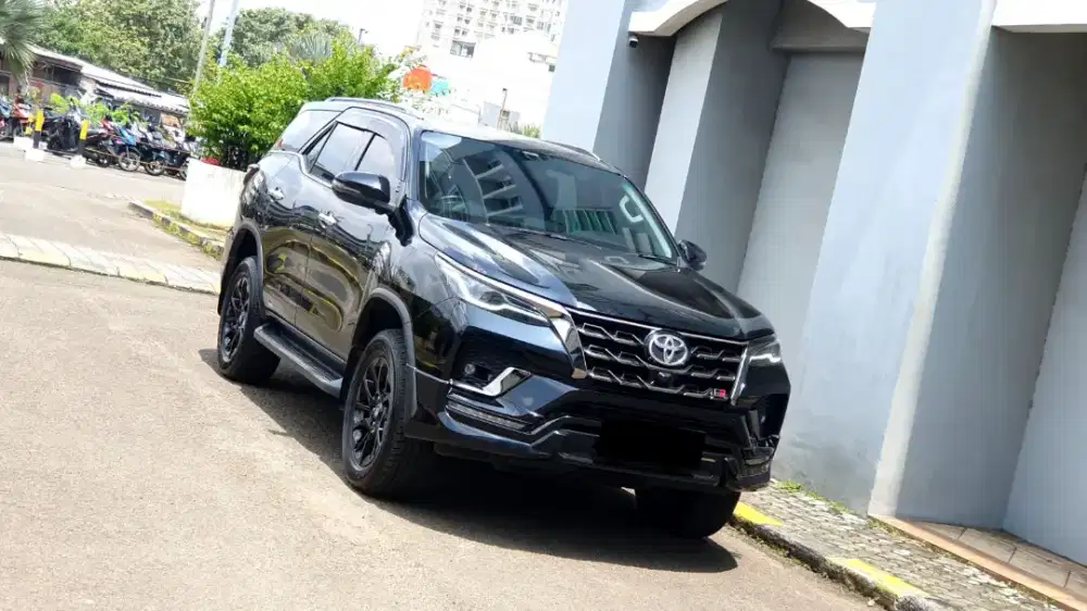 [ 4x4 ] Toyota Fortuner 2.8 VRZ GR Sport Diesel Facelift 2024/2025