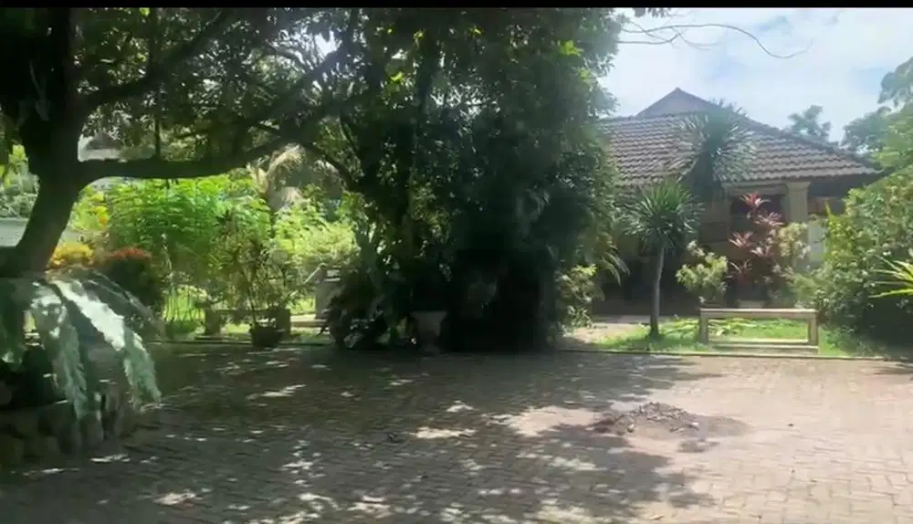 Rumah dan tanah dijual