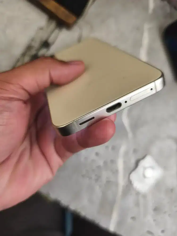 Samsung S24 8/512Gb 5G resmi like new no minus lngkp TT masuk