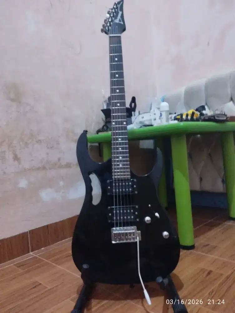Jual ibanez gitar listrik