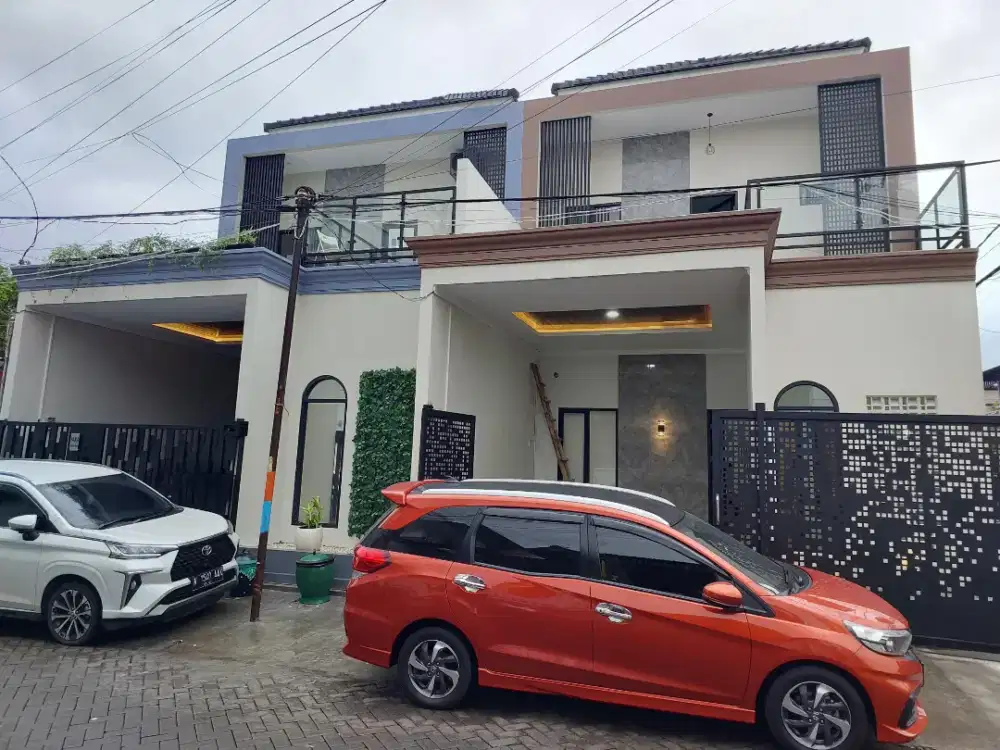 RUMAH BARU MODERN MINIMALIS POSISI HOOK
LOKASI SAWOJAJAR 1