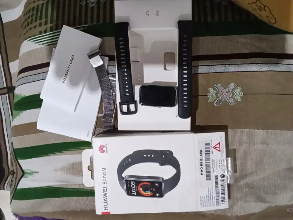 Huawei band 9 warna hitam