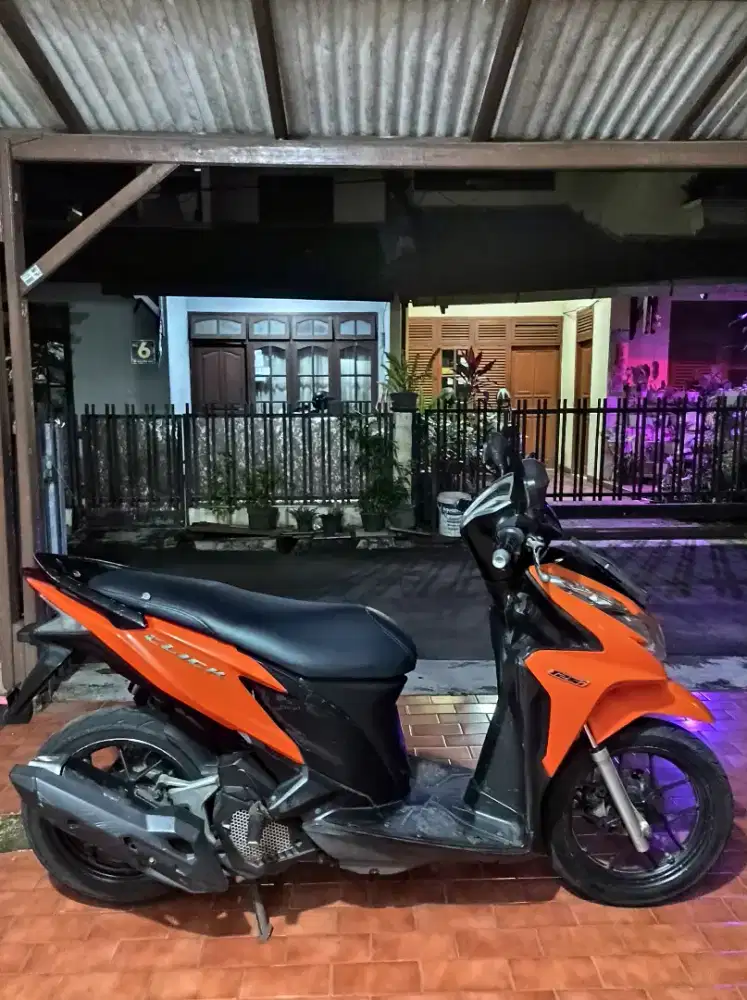 Honda Vario KZR 125 Oren 2013