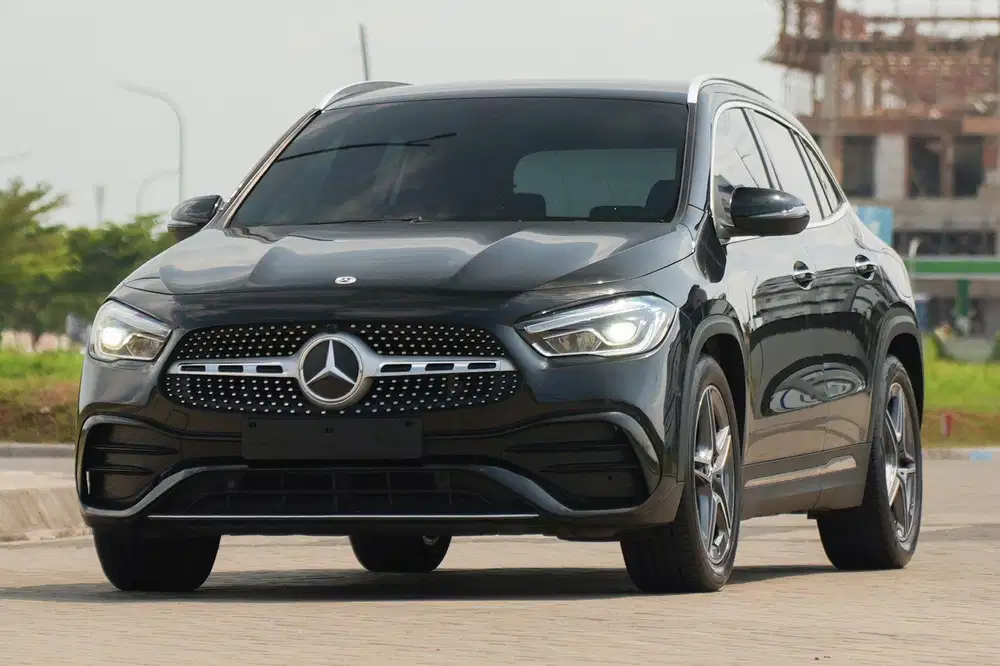 New Mercedes Benz GLA200 AMG 2022 Black MBUX