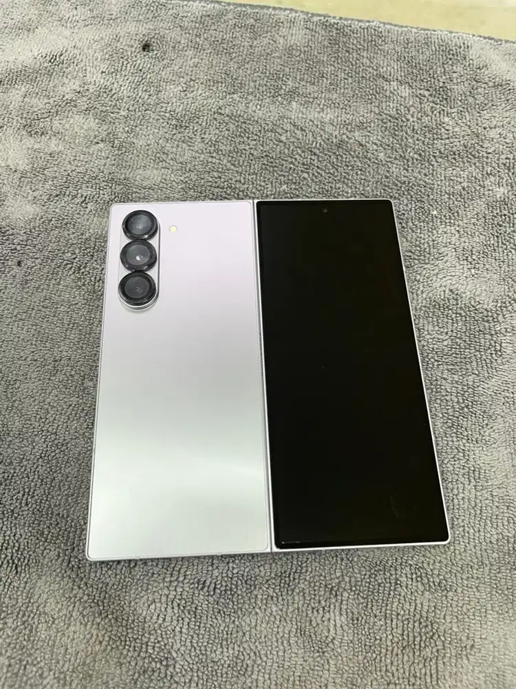 Samsung Galaxy Z Fold 6 12/256 silver Ex Sein Fullset