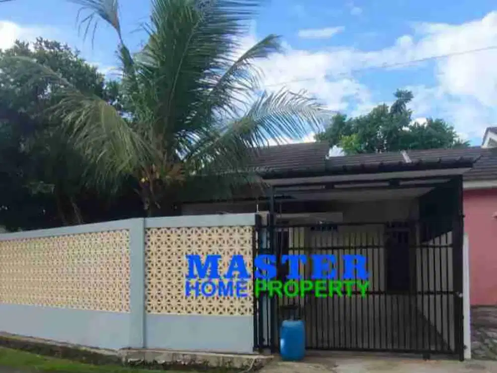 Rumah Luas Berkanopi Disewakan