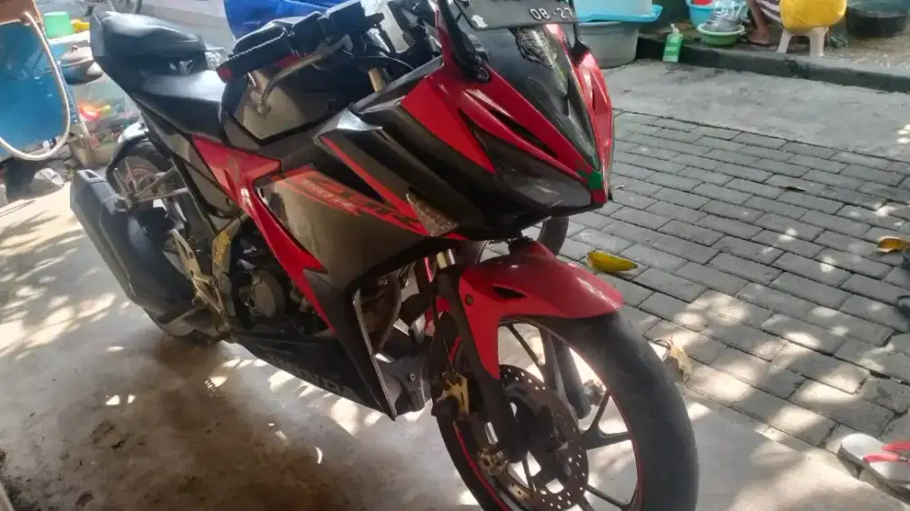 CBR Tangan Pertama