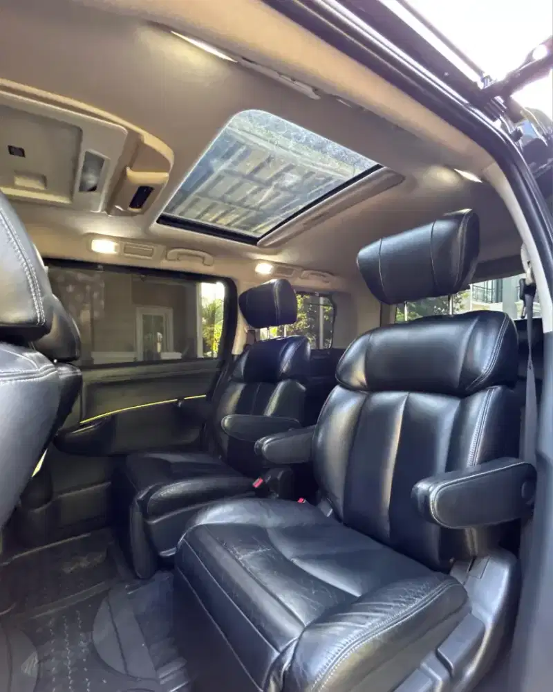 MURAH CASH. Nissan Elgrand 2015 odyssey 2014 voxy