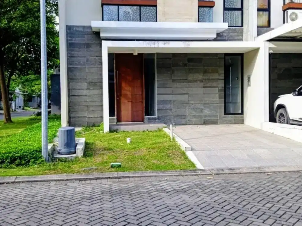 Disewakan Rumah di Northwest 2 lantai posisi di hook