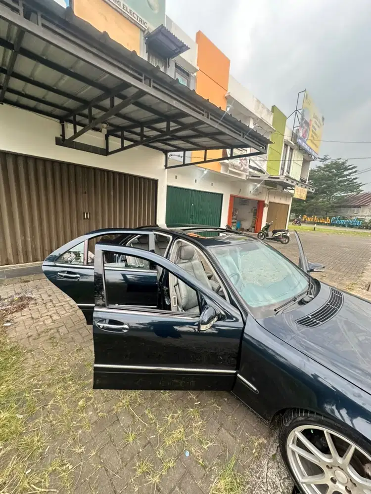 Mercedes-Benz S320L 2001 Bensin