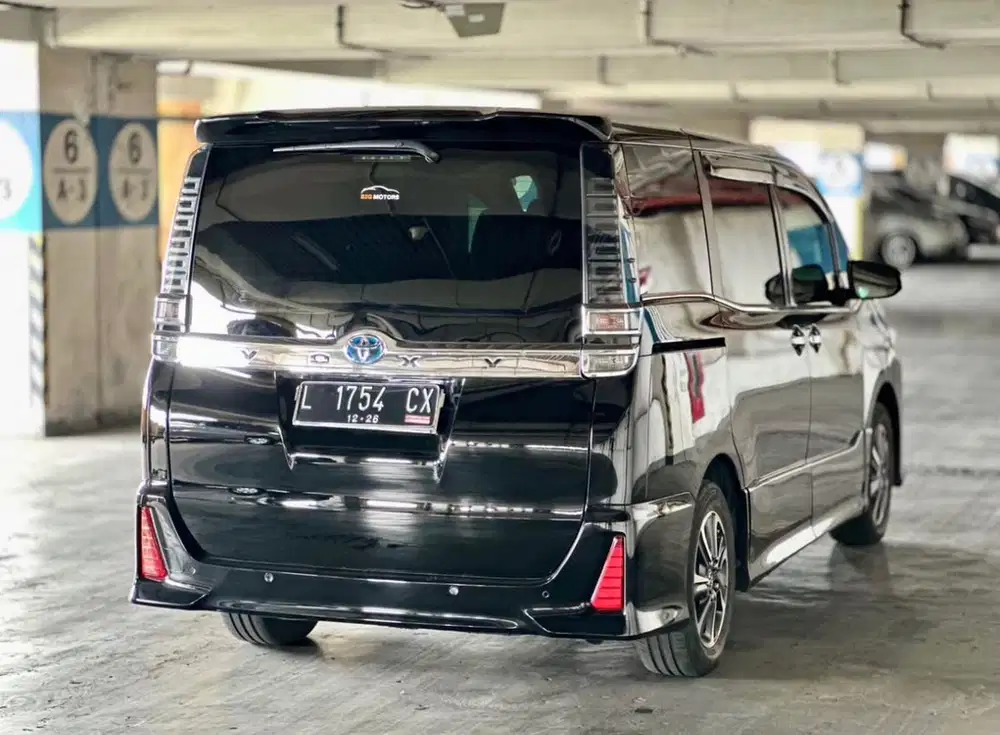 Toyota Voxy 2017 Bensin