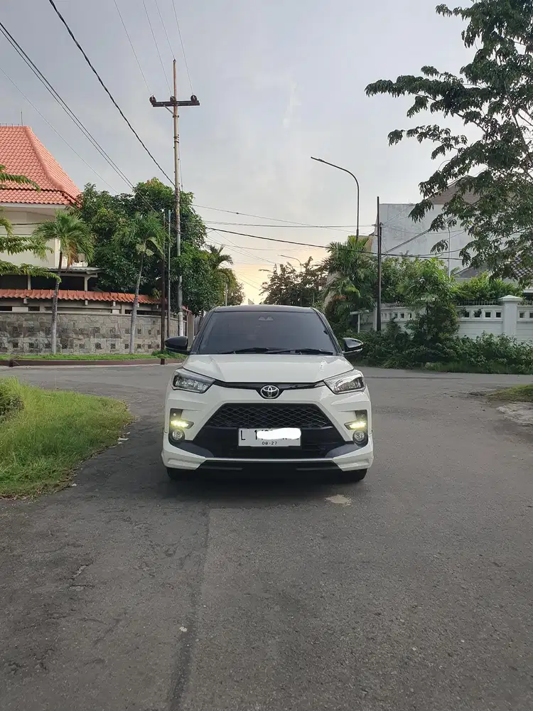 Toyota Raize 2022 GR Sport TSS Km 30rb Turbo Matic Warna Two Tone Ori
