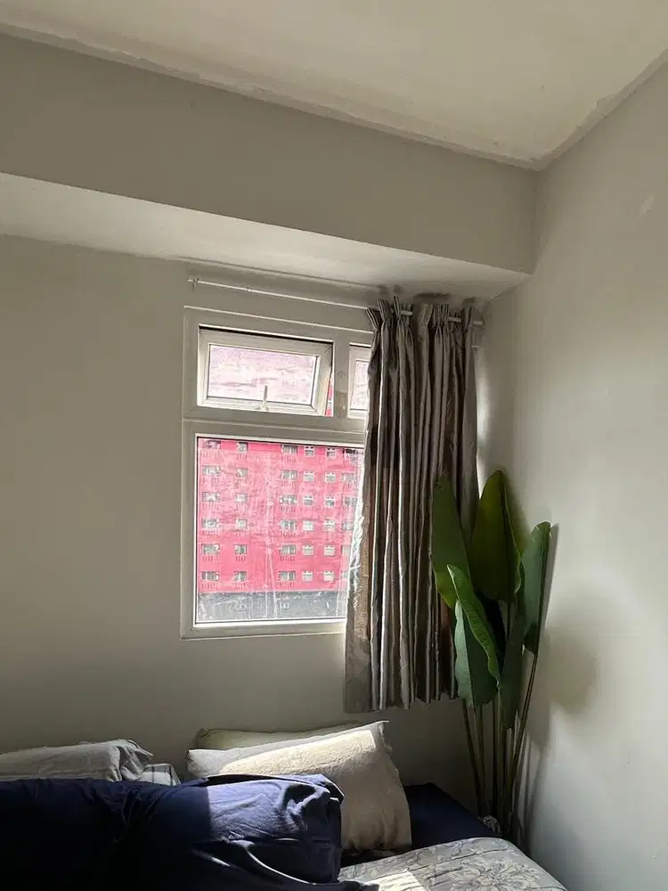 DISEWAKAN 2 BR Unfurnished Green Pramuka Square City