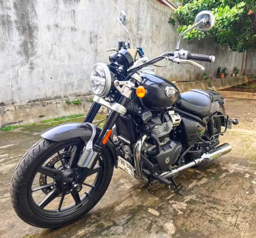 Bs Kredit/TT Royal Enfield Super Meteor 650 Interceptor Modif Shotgun