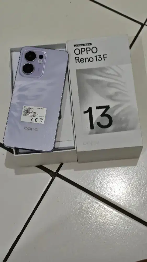Oppo Reno 13F 8/256 Fullset Garansi on bisa TT