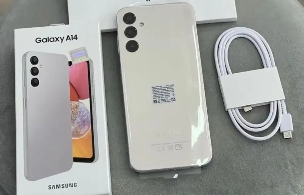 Di cari HP samsung a14 5 g kali ad yg bu jangan juga gpp asal hpnormal