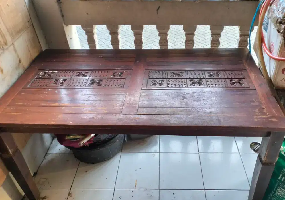 Meja Makan jati 4 seater