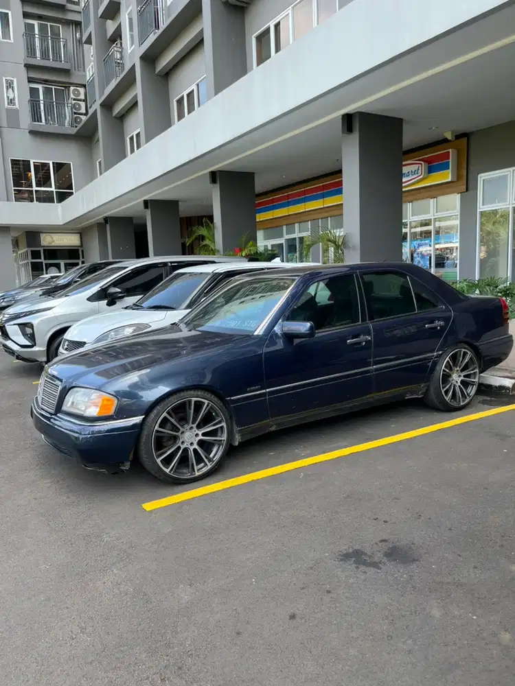 Mercedes-Benz CLA200 1995 Bensin