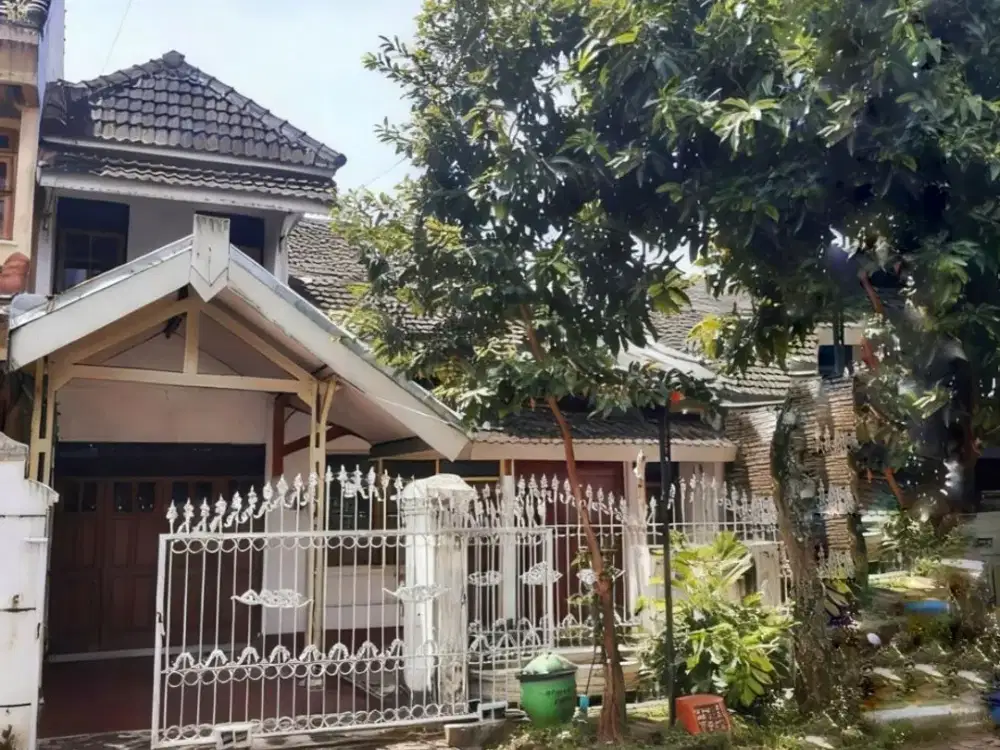 Dijual Rumah Terawat di PBI Blimbing Araya Malang