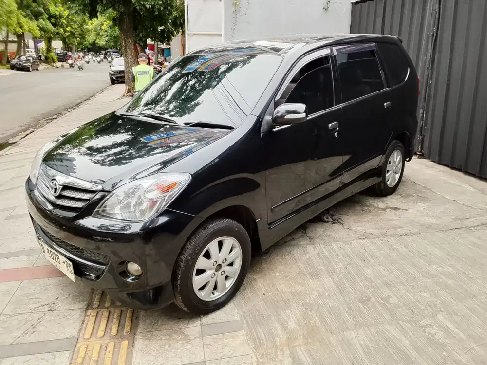 TOYOTA AVANZA 1.5 S MATIC 2007