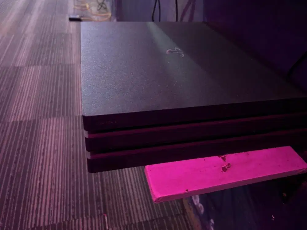 Jual ps 4 pro ori 1tb siap kirim