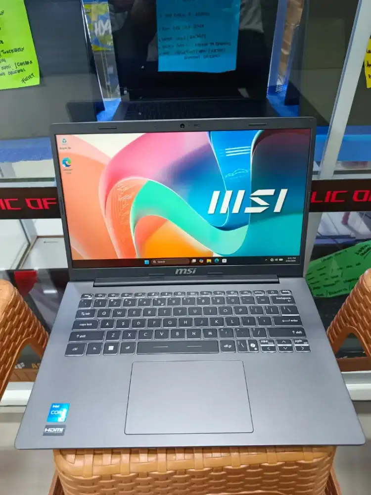 Msi modern 14 likenew