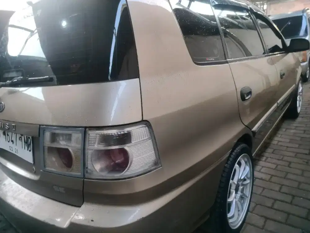 KIA Carens ll SE matic th2004