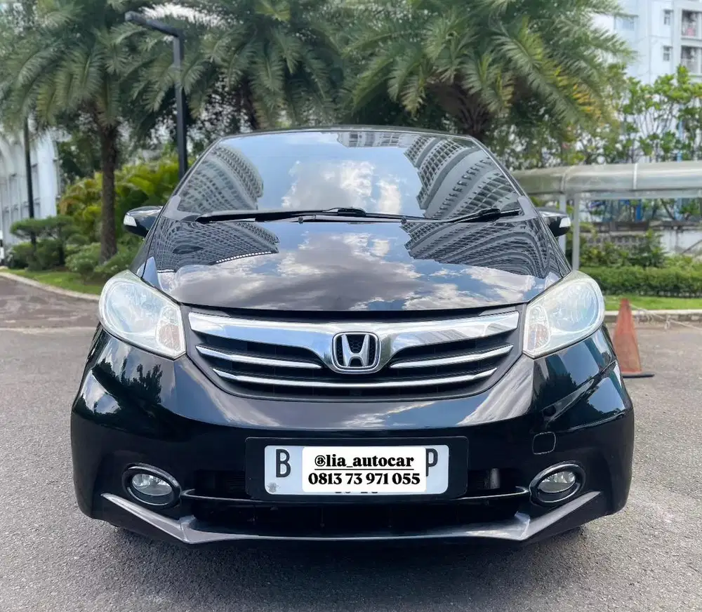 Honda FREED 1.5 E PSD 2013 Automatic KM 89.000 Mulus Harga termurah