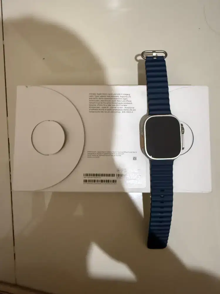 Apple Watch Ultra 2 49mm likenew iwatch