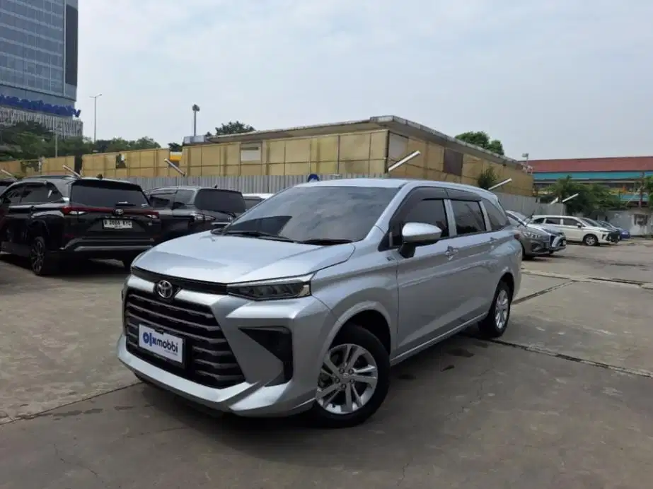 LOW DP Toyota Avanza 1.3 E Bensin-AT 2022 JFL