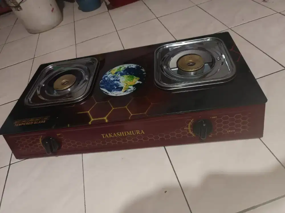 Kompor gas 2 tungku merk takashimura desain kaca
