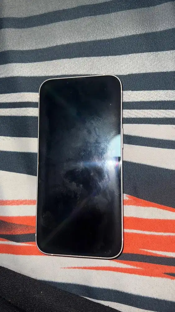 Jual hp second ip 13 pink