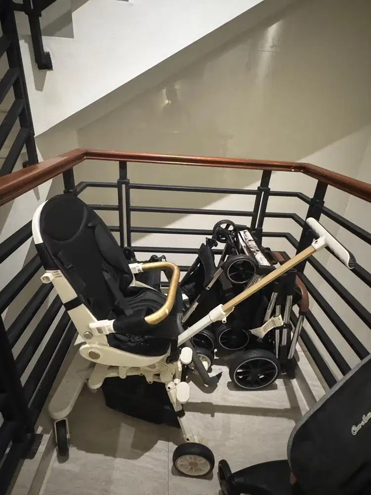 Preloved strolled duduk