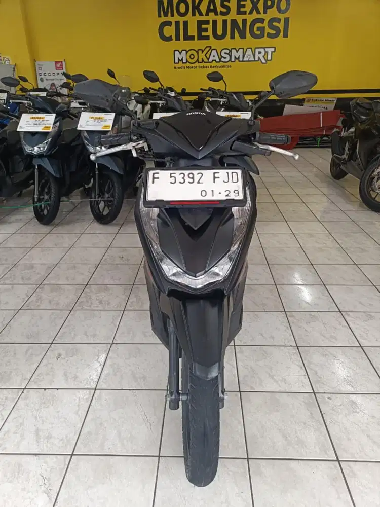 Dijual motor Honda Beat dlx 2024