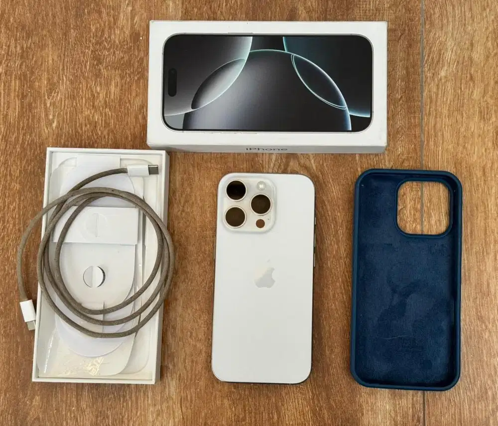 iPhone 16 Pro 128Gb White Titanium iBox