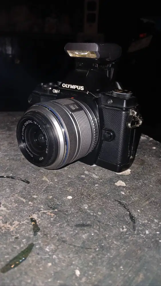 Olympus e-m5 _LikeNew