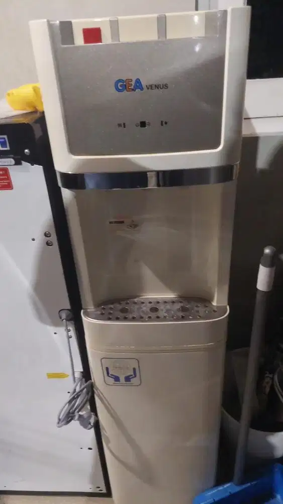 Preloved Dispenser GEA