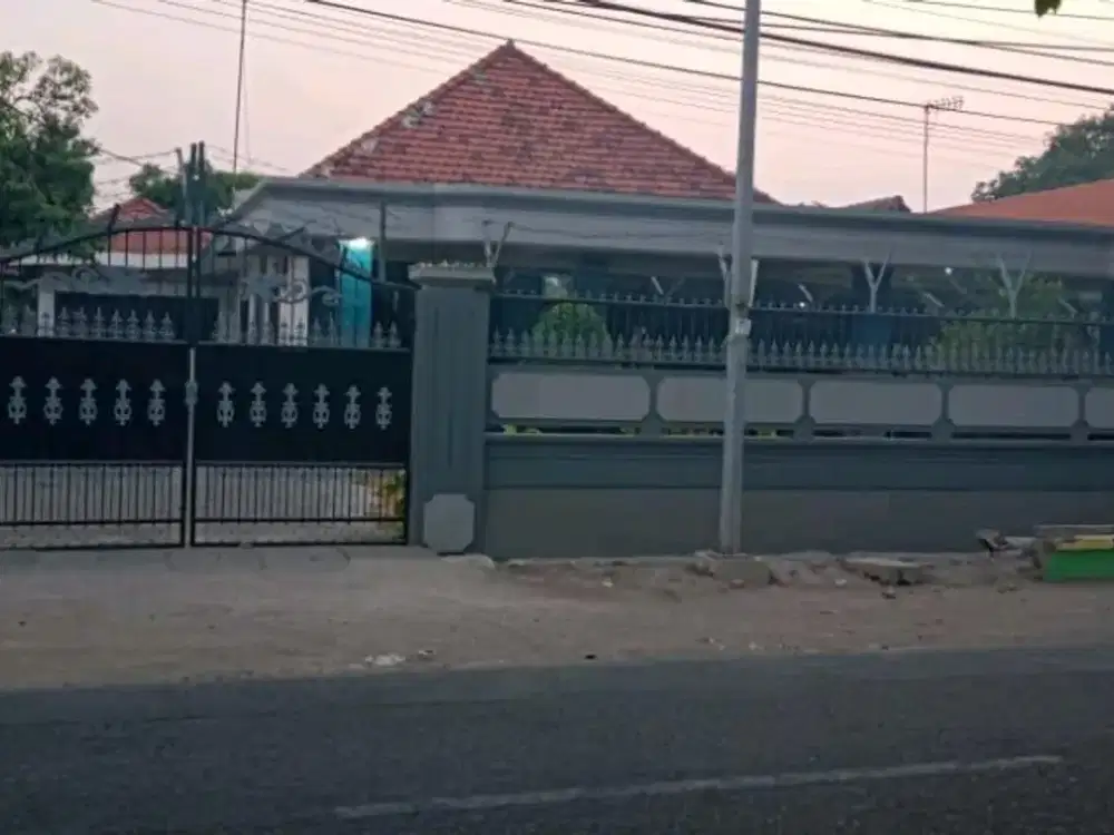 Jl KH Samanhudi Pusat kota Sidoarjo