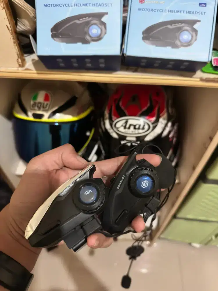 Intercom gearelec h2 bisa music sharing & intercom bareng, sepasang