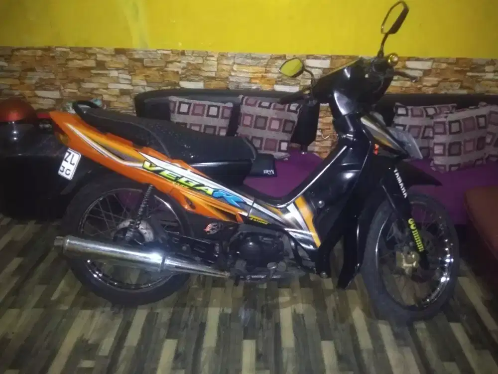 VEGA R 2005 antik