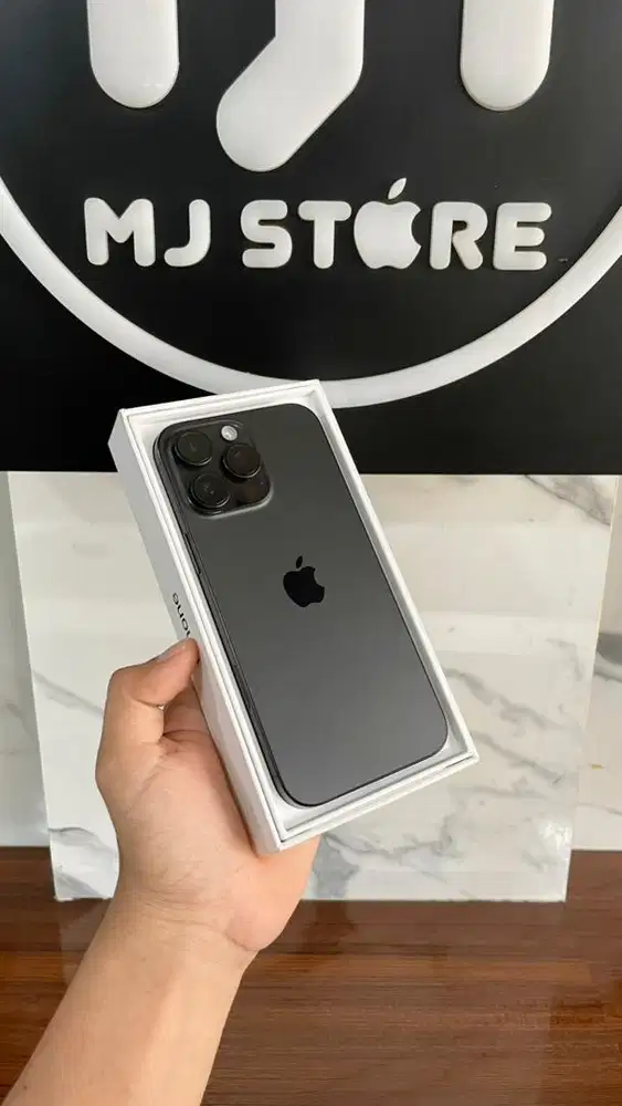 iPhone 16 Promax 256 gb iBox bh 100% pemakaian 28 hari garansi aktif