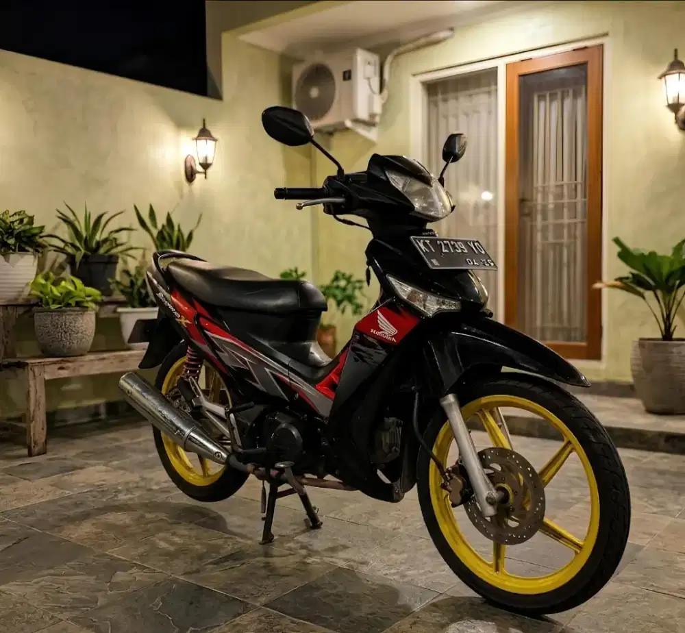 Honda Supra batman terawat