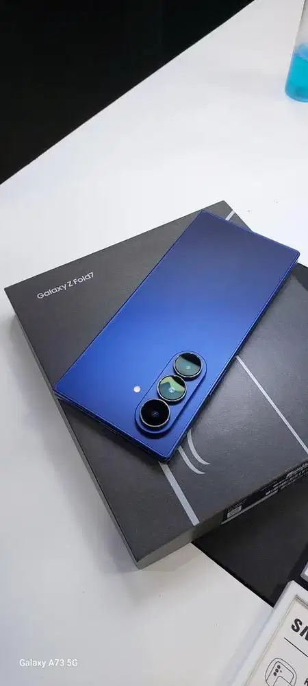 Samsung Z Fold 7 5G 12/256 gb garansi aktif sampai November 2026