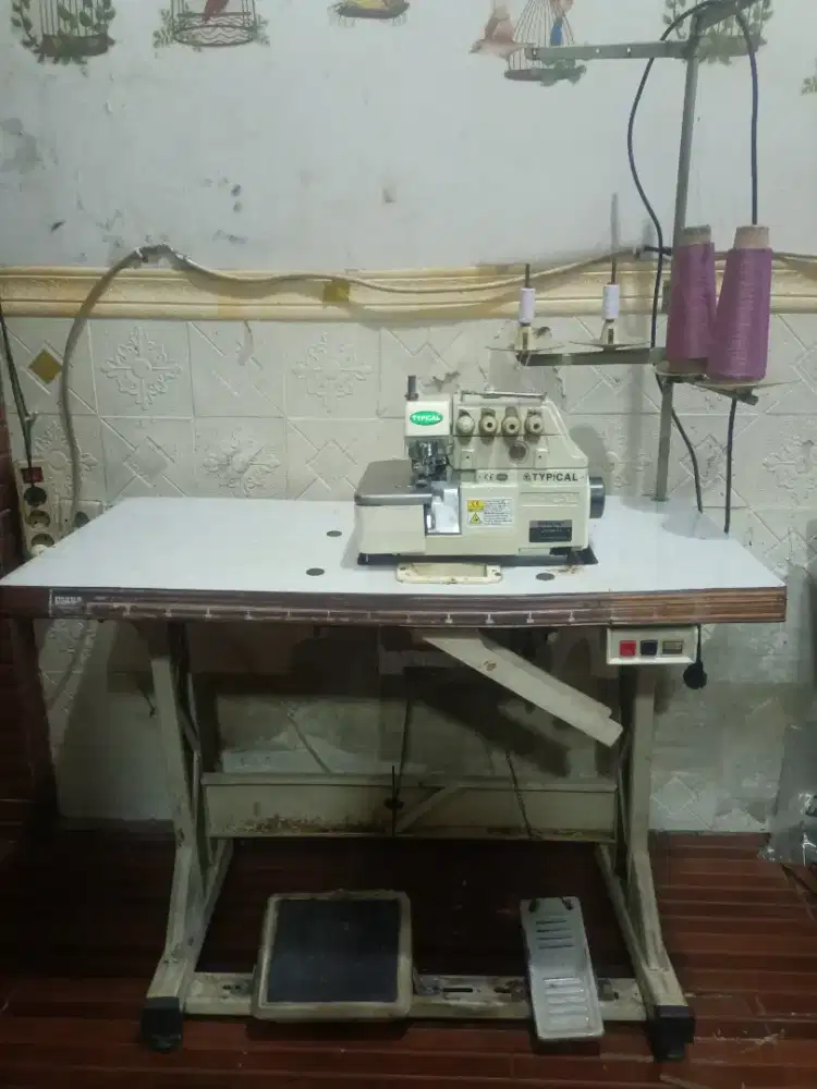 mesin jahit obras typical benang 4
