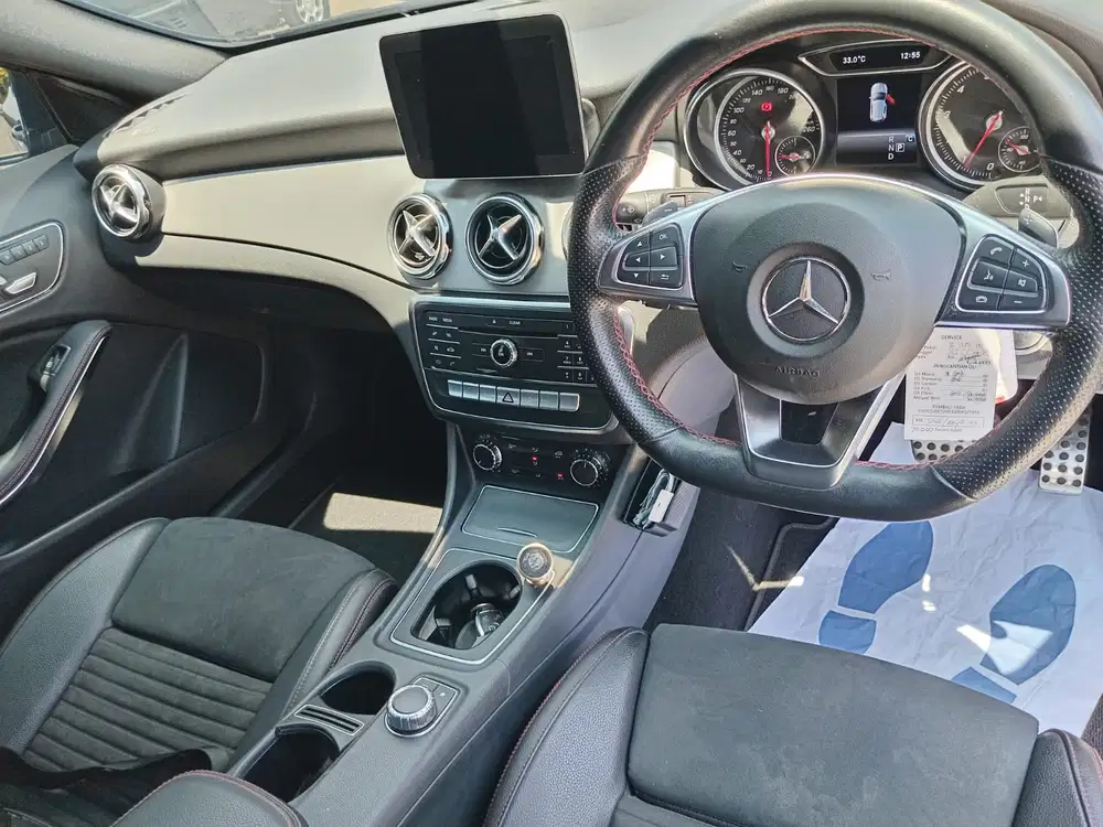 Mercedes-Benz GLA200 2019 Bensin