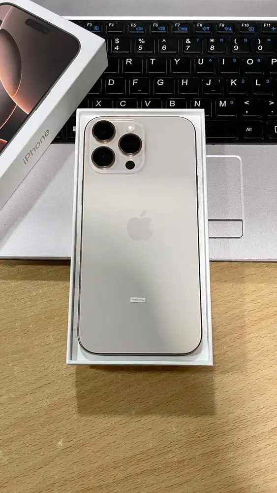 iPhone 16 Promax 256 gb ex iBox bh 100% garansi sampai Desember 2026