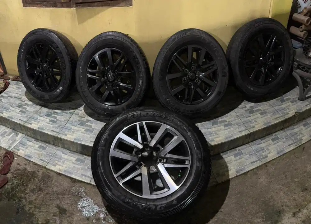 5 Velg R18 & Ban 2024 Fortuner VRZ PERFECT