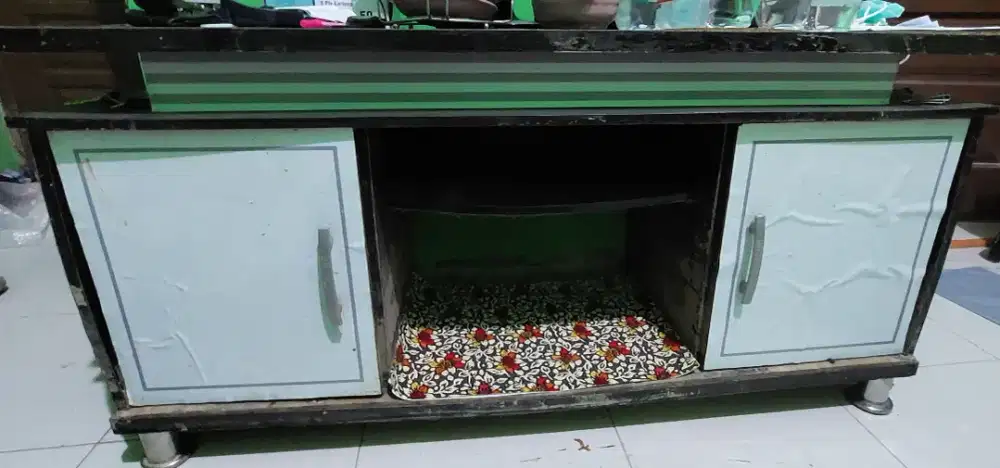 Bofet / Rak TV Layak Pakai