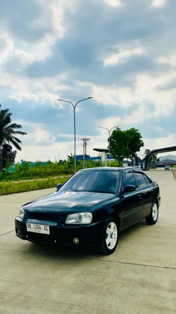 Sedan hyundai Verna MT